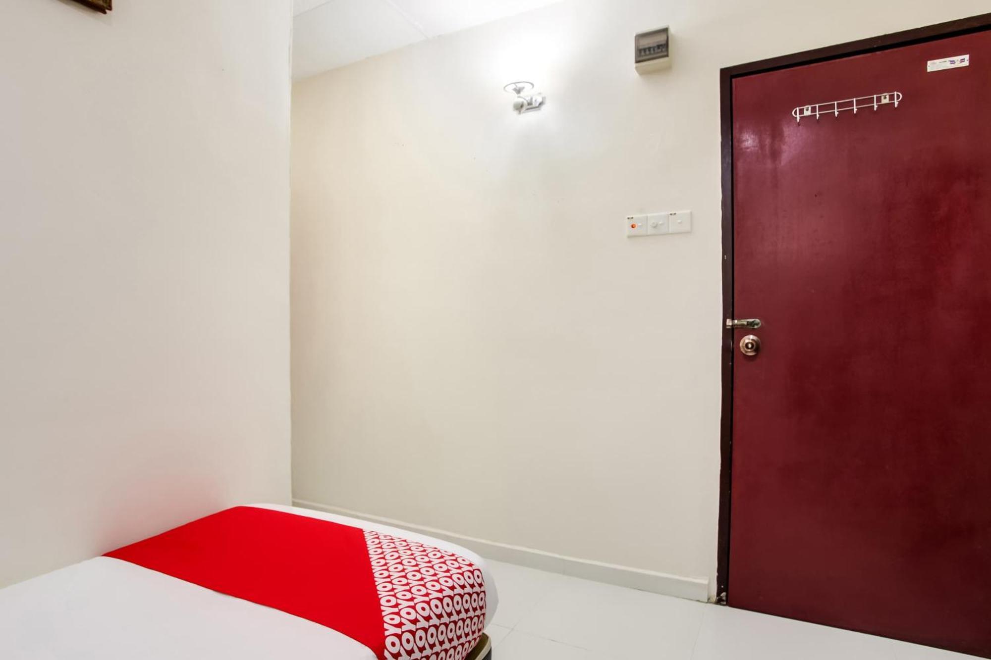 Super Oyo 89427 Kavanas Hotel Taiping Dış mekan fotoğraf