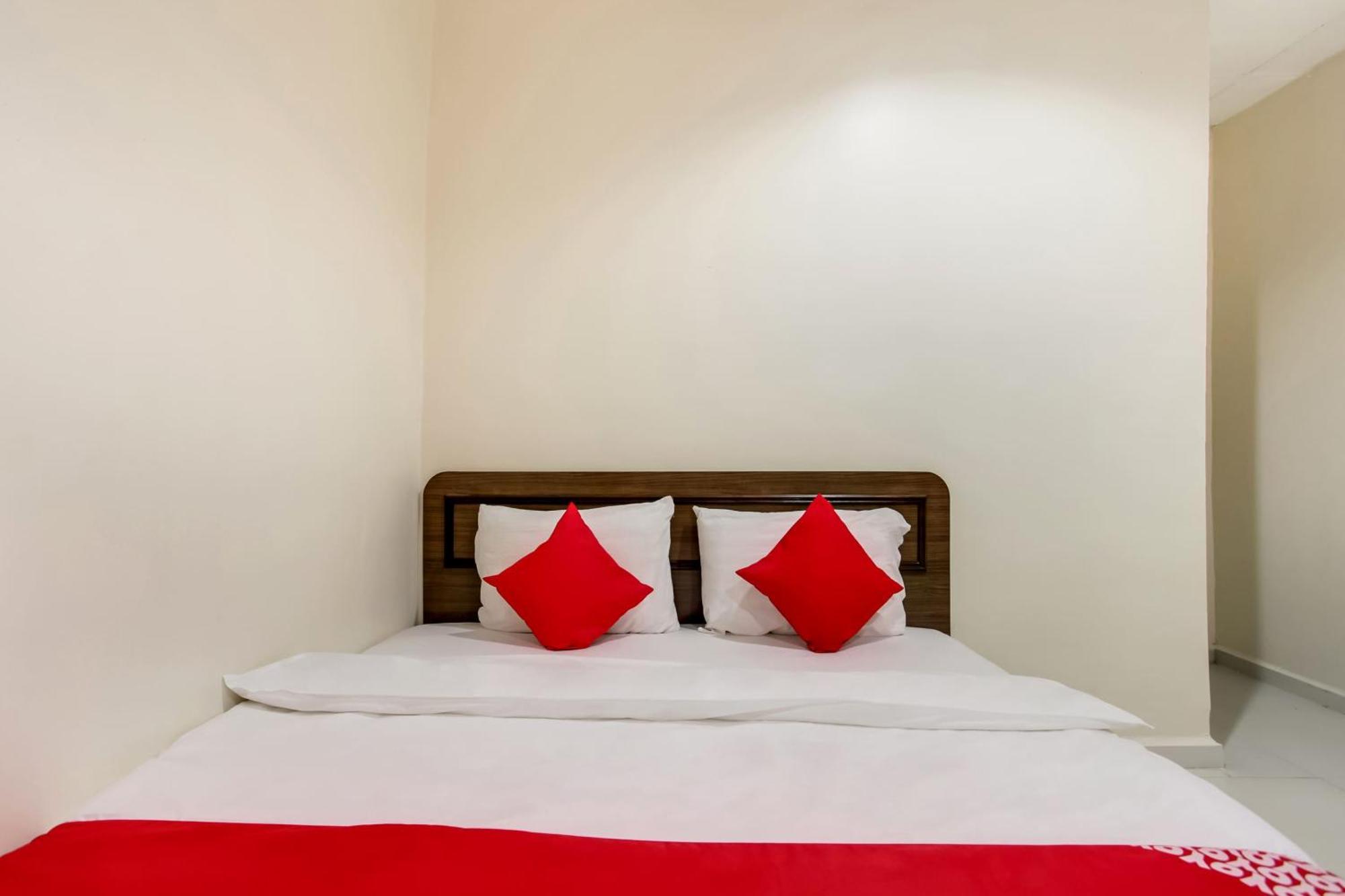 Super Oyo 89427 Kavanas Hotel Taiping Dış mekan fotoğraf