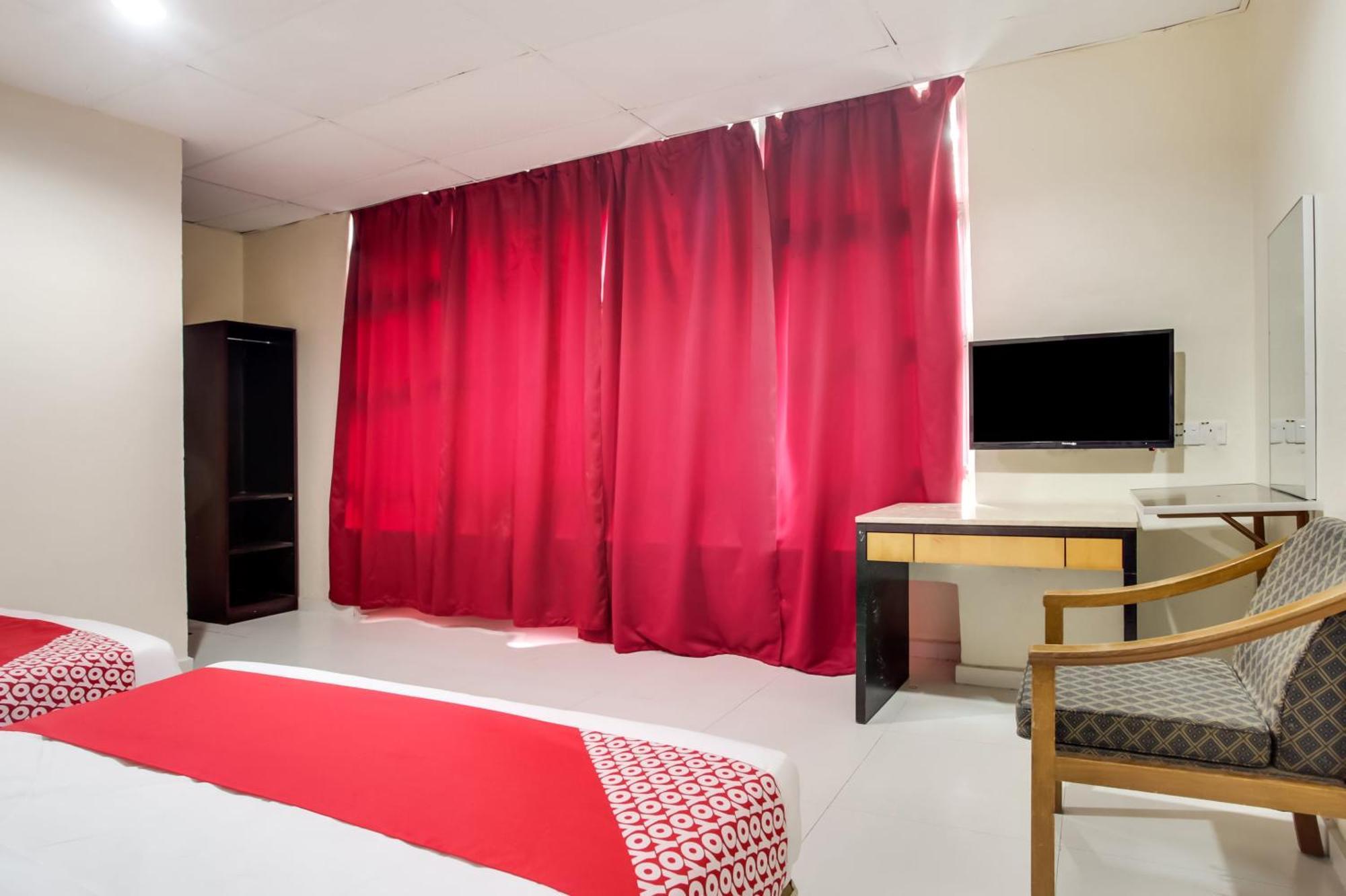 Super Oyo 89427 Kavanas Hotel Taiping Dış mekan fotoğraf