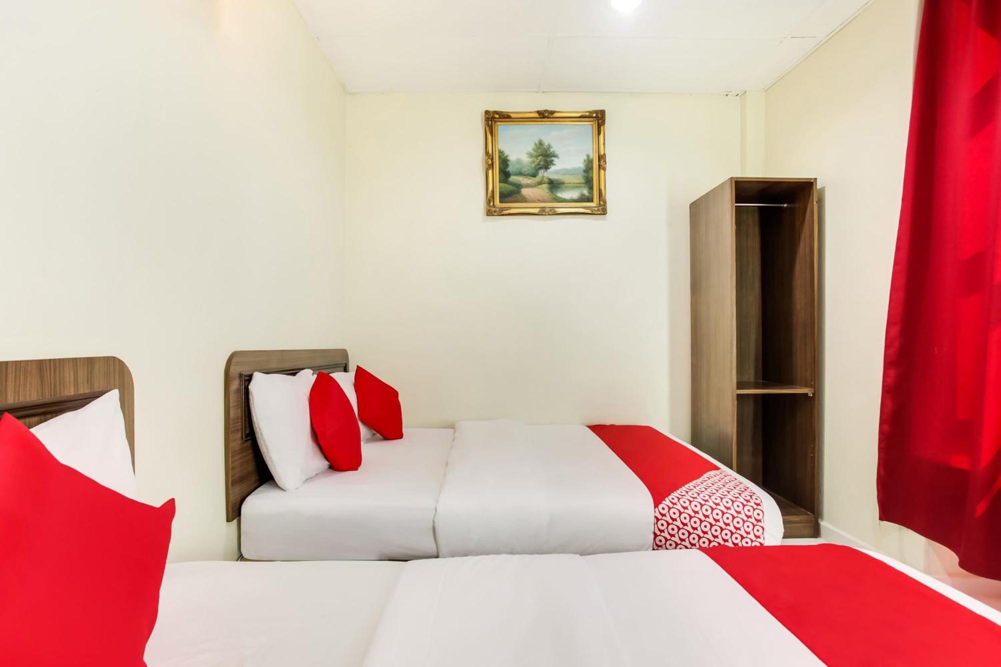 Super Oyo 89427 Kavanas Hotel Taiping Dış mekan fotoğraf