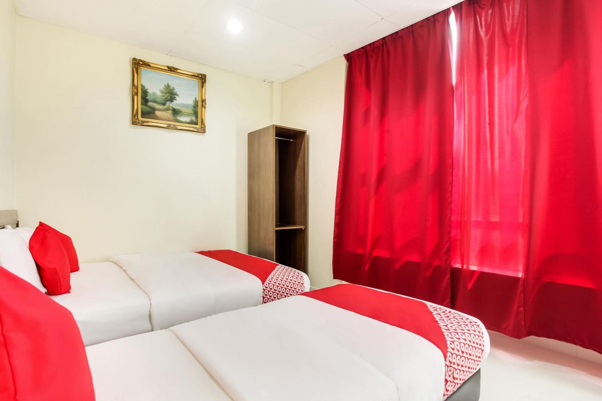 Super Oyo 89427 Kavanas Hotel Taiping Dış mekan fotoğraf