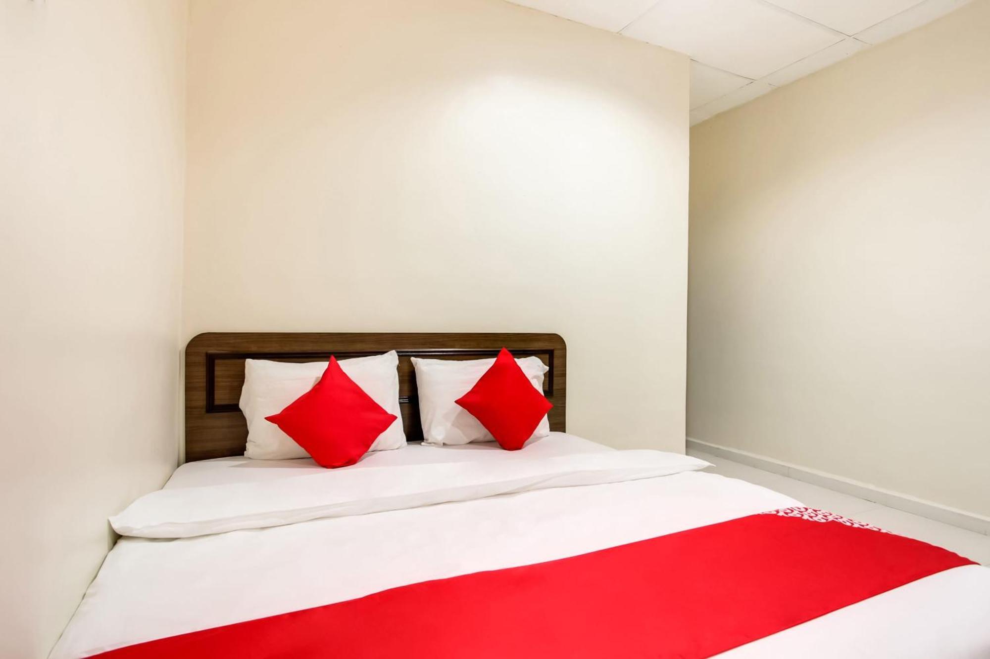 Super Oyo 89427 Kavanas Hotel Taiping Dış mekan fotoğraf